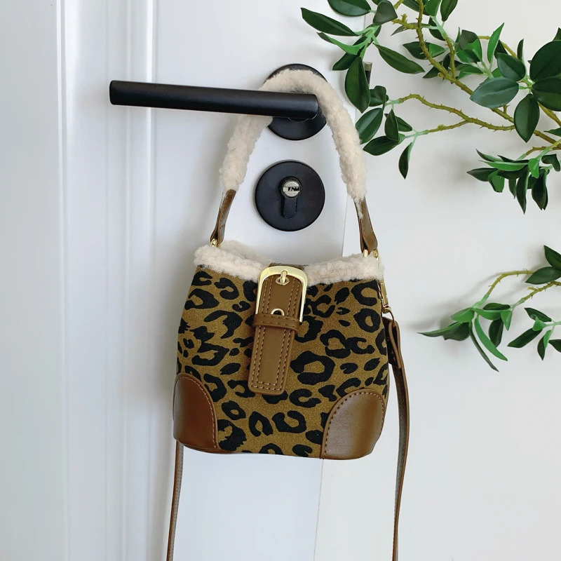 Retro womens leopard suede bag patch cashmere mini handbag womens casual set 241025