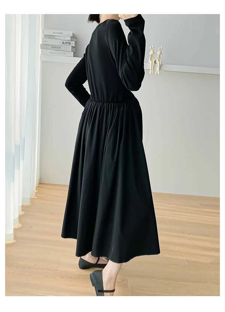 French maternity black dress autumn long sleeved Vneck elegant maternity empire dress plus size maternity party dress W241026