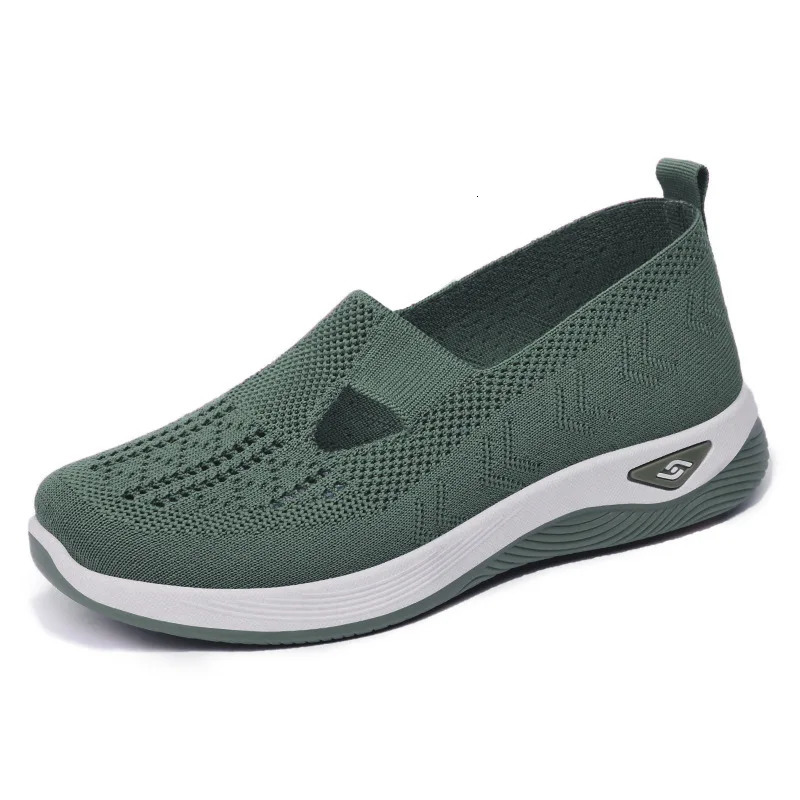 Womens shoes breathable and comfortable in spring and summer mothers single shoe soft sole casual blue mesh shoes 241024