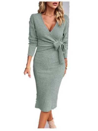 Pregnant womens solid color jacquard V-neck knitted long sleeved dress with winter womens sweater W241026