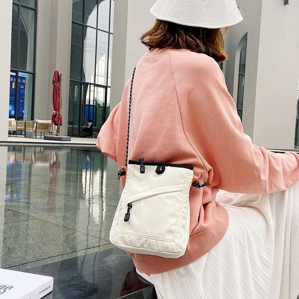 2024 Designer Fashion Mini Waterproof Travel Small Square Shoulder Men's And Women's Handbags Crossbody Bag Men's And Women's Spor