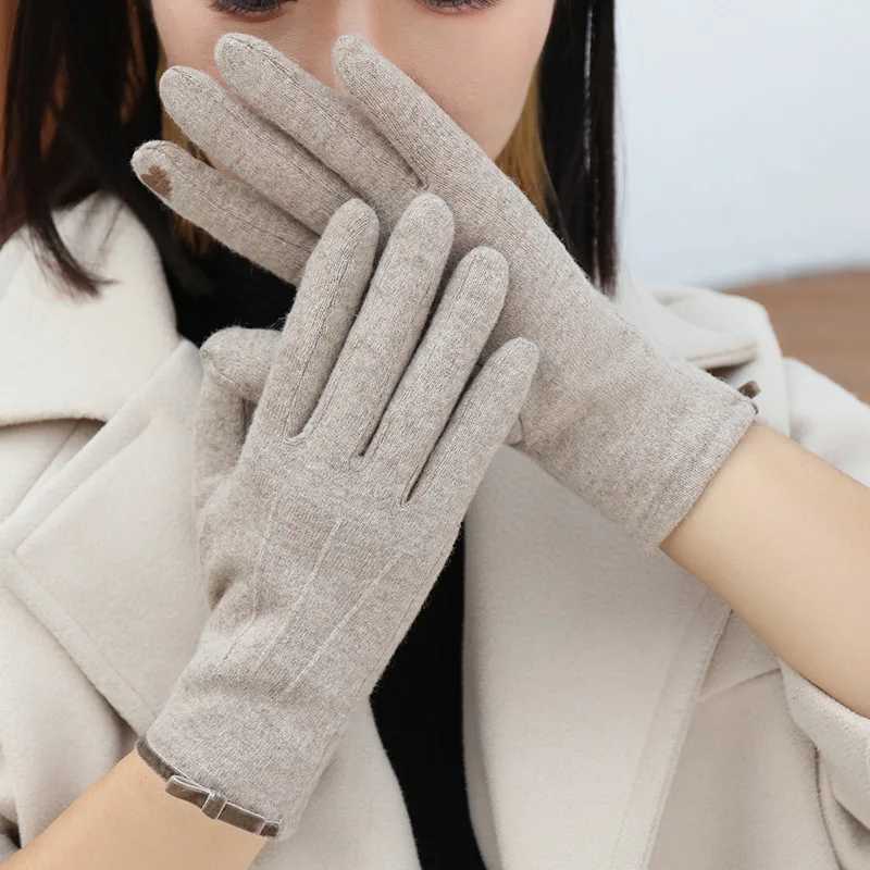 New Winter Womens Warm Touch Screen Elegant and Simple Cashmere Gs High Volume Elastic Thick and Soft W241026