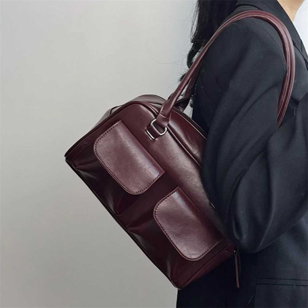 Retro womens backpack homeless bag PU leather shopping bag fashionable solid designer armrest bag casual double pocket handbag Y250320