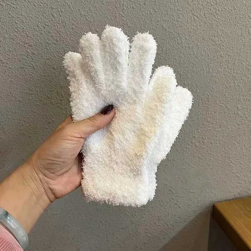 2022 Wool Winter Gs Keep Women Thick Plush Fur Full Finger Gloves Soft and Elastic Casual Solid Bicycle Gs W241026