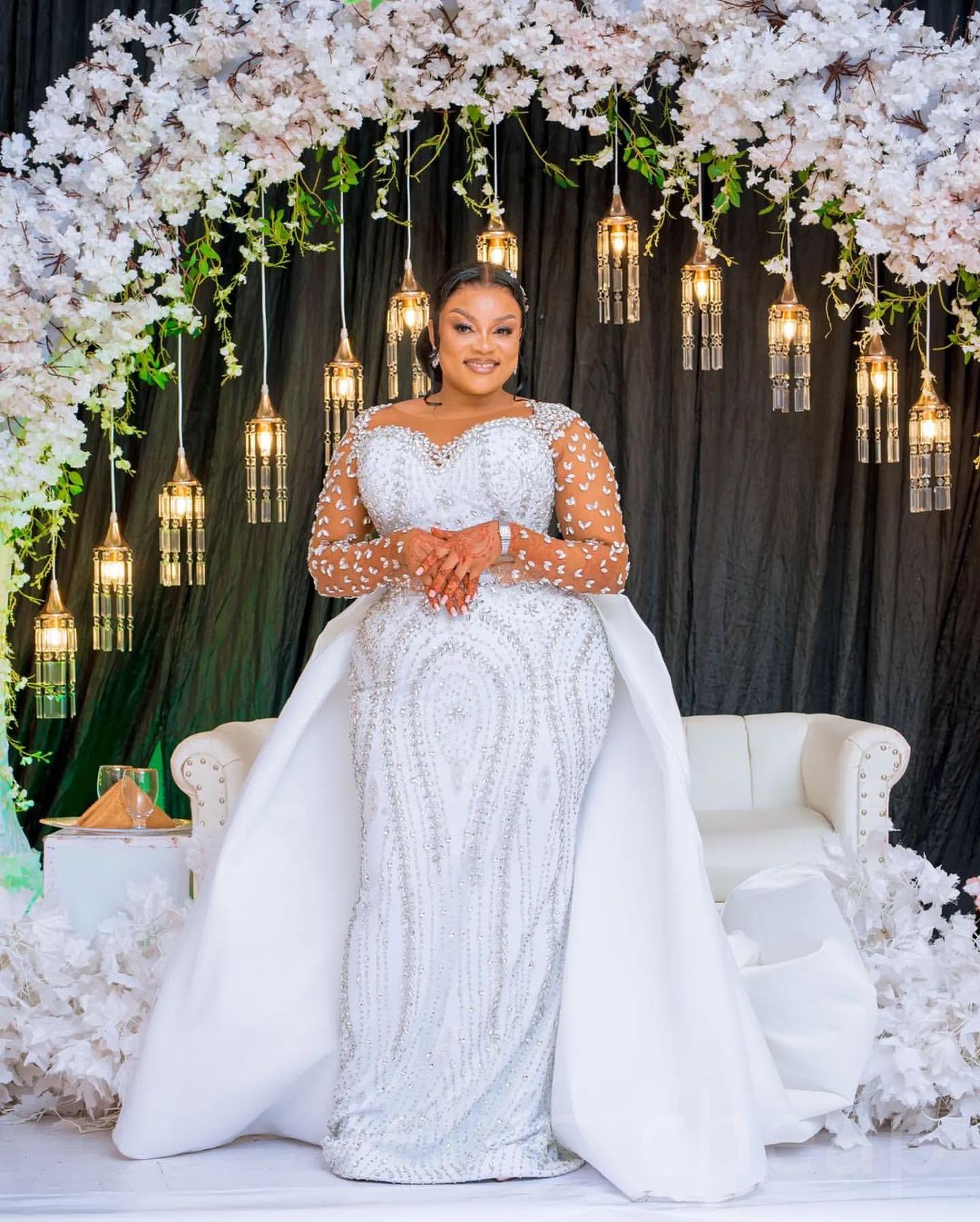 2024 Arabic Aso Ebi Plus Size White Mermaid Wedding Dresses Rhinestones Full Sleeves Sequined Lace Detachable Train Bridal Gowns Dress ZJ045