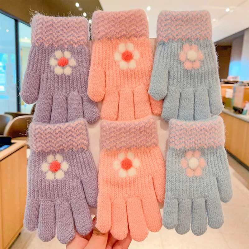 2023 New Girl Winter Knitted Bow Printed Plush Soft Five Finger Gs Childrens Outdoor Warmth Gs Childrens Colors Gs W241026