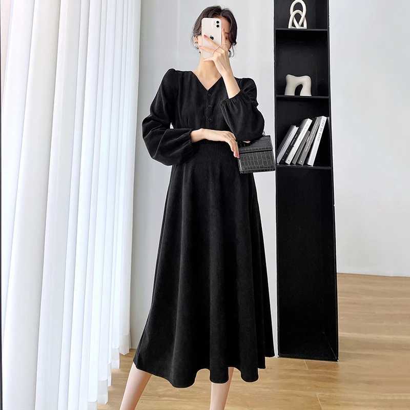 Autumn and winter maternity clothing long sleeved Corduroy shirt office womens dress elegant maternity dress black khaki W241026
