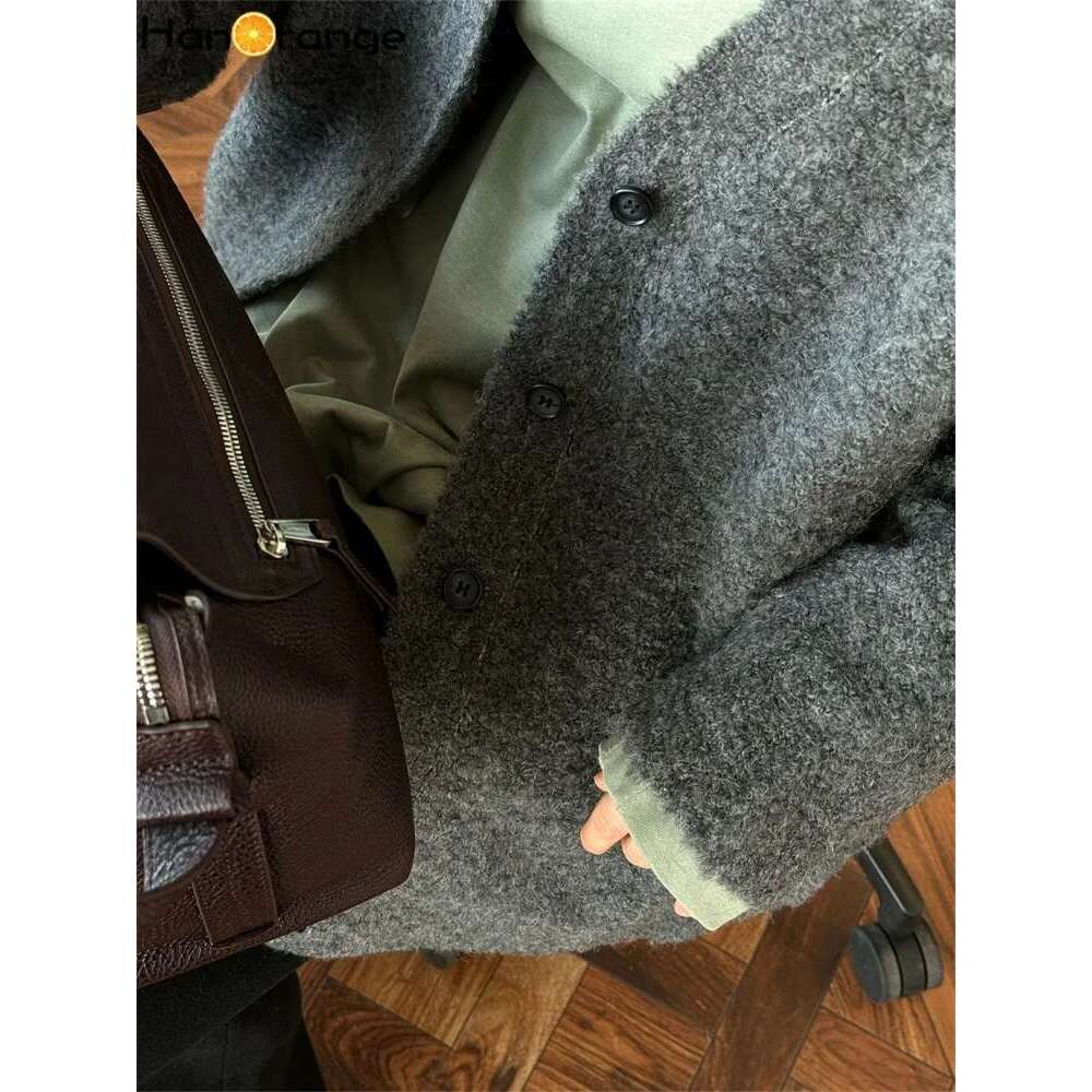 Hanorange 2024 Winter Relaxed Wool Looped Yarn Sweater Cardigan Women Thickened Warm Top Grey/Light Coffee