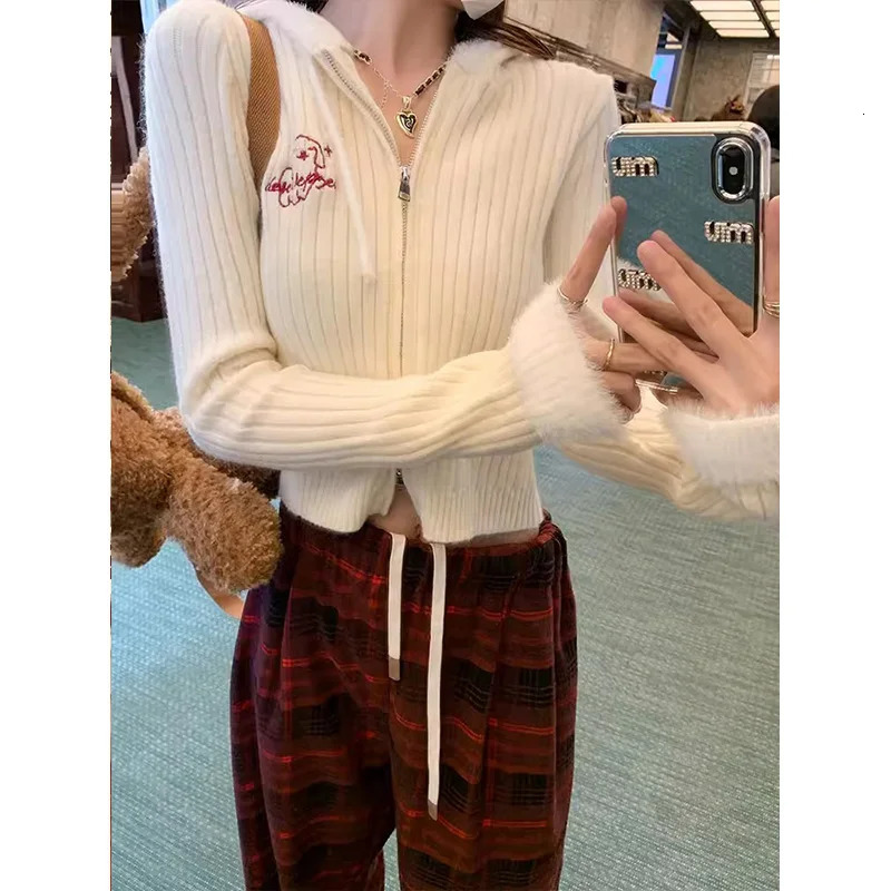 Womens clothing pure thin embroidered hooded sweater autumn and winter elegant Christmas zipper knitted cardigan wool sweater 241025