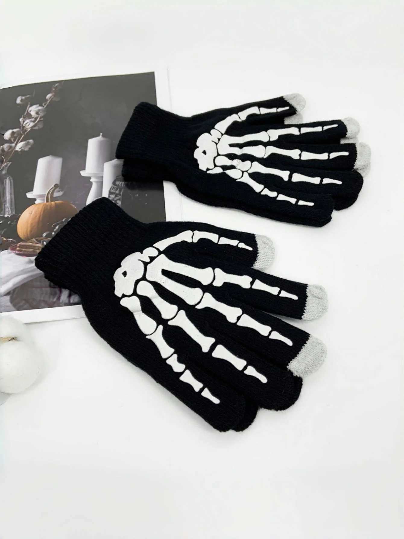 Mens Warm Winter and Winter Finger Knitted Fashion Skull Hand Pattern W241026
