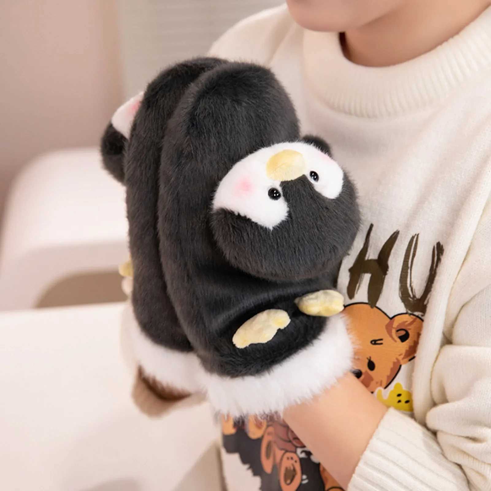 Female Winter Gs Kaii 3D Cybara Penguin Cold Weather Warm Gs Driving Running Hiking W241026