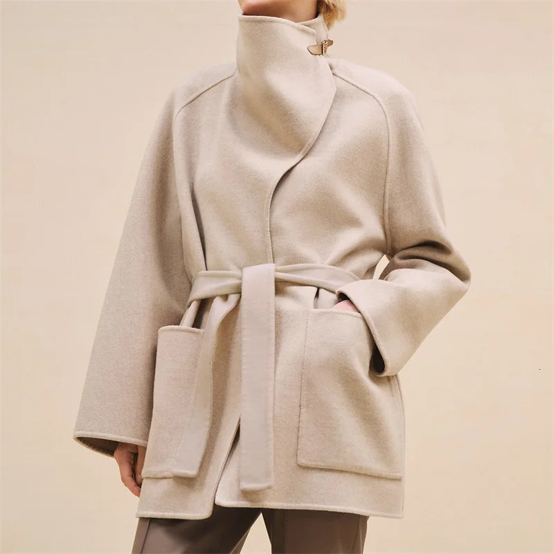 Womens coat 2024 Autumn in coats Fashion Belt Slimming jackets High quality wool blended doublesided woolen 241025