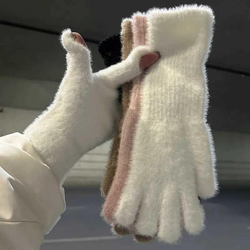 Womens long cashmere touch screen Gs Winter warmth Gs Elastic soft full finger gloves Plush artificial fur Knitted Gs W241026