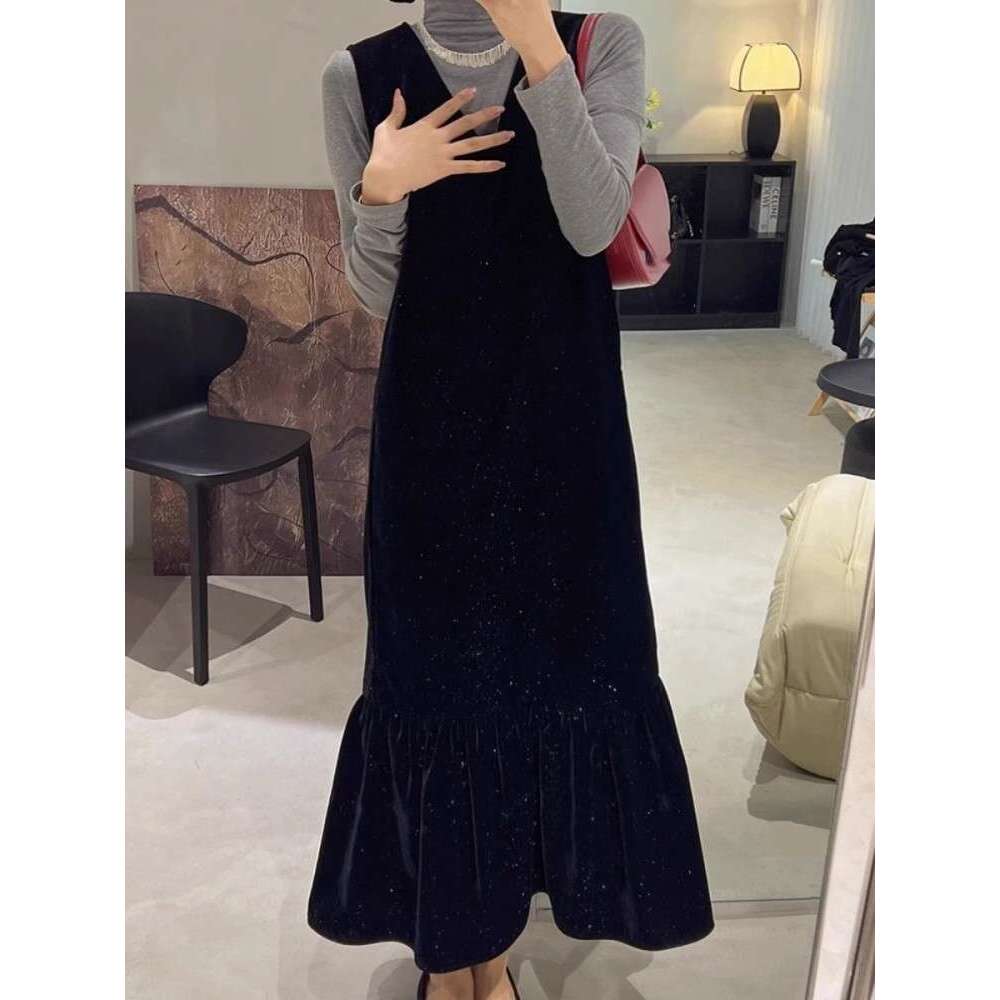Hepburn Style Black Veet Dress, Women's Autumn And Winter High-End V-Neck Temperament Set, Long Skirt