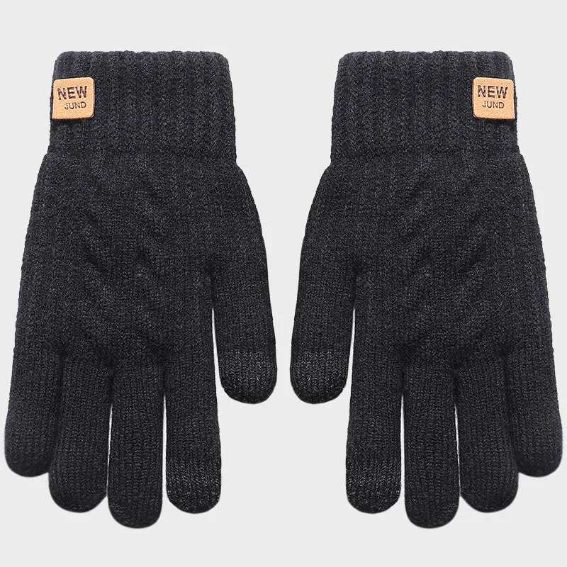 Wholesale wool lining fashion warm black cable knitting winter touch screen Gs W241026