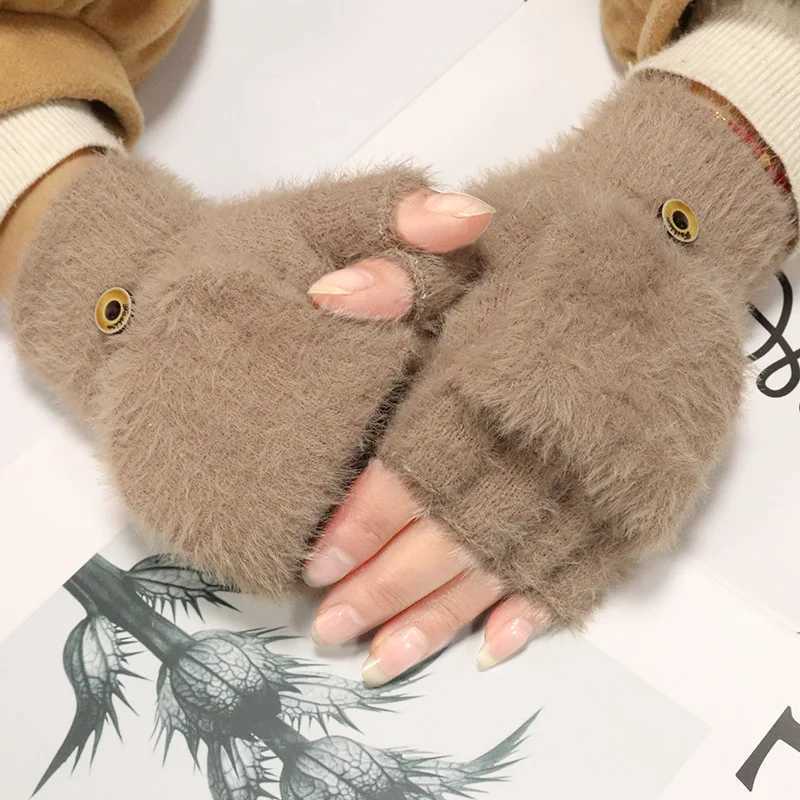 Winter flip womens Gs cute warm knitted wool half finger clip shell Kaii Gs suitable for female students writing plush Gs W241026