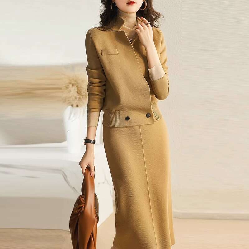 Exquisite Commuter Knitted 2023 Autumn/Winter Advanced Fabric Fashion Temperament Slim Fit Top Matching Set