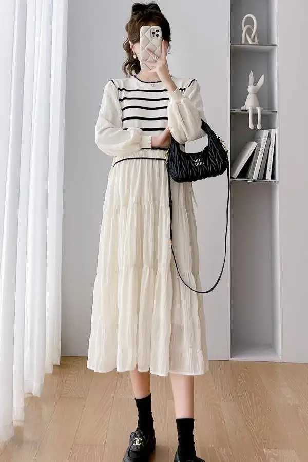 Autumn maternity dress block color striped patch work long lantern sleeve patch work womens pleated maternity dress W241026