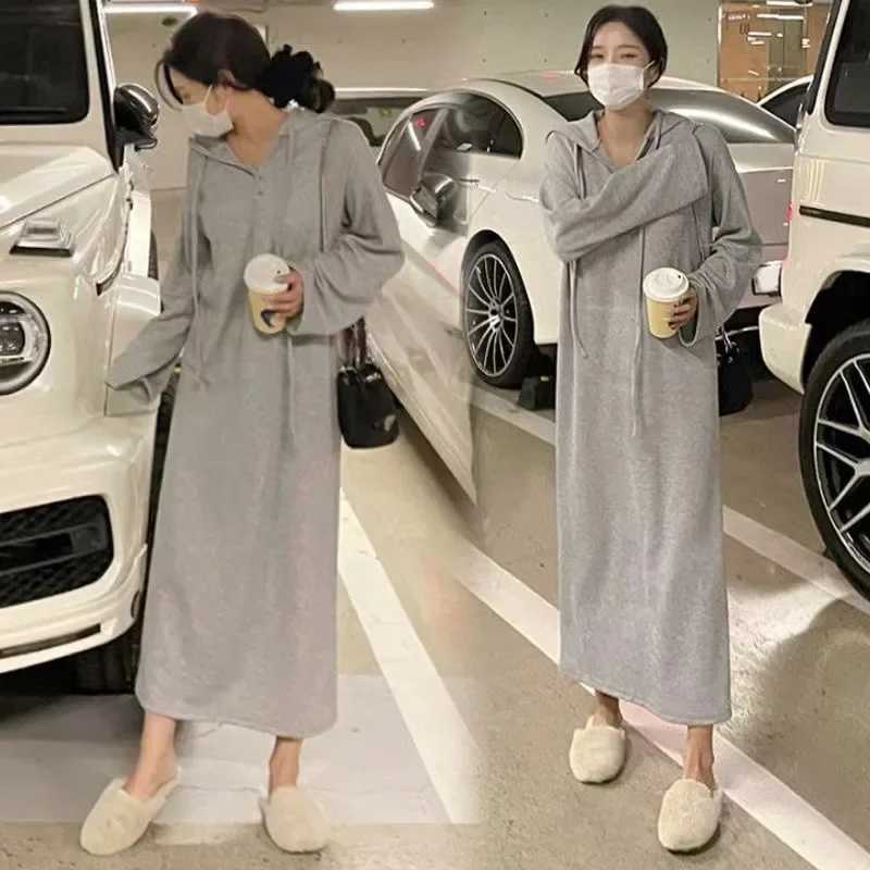 Autumn winter density knitted maternity sweaters elegant V-neck maternity bodysuits W241026