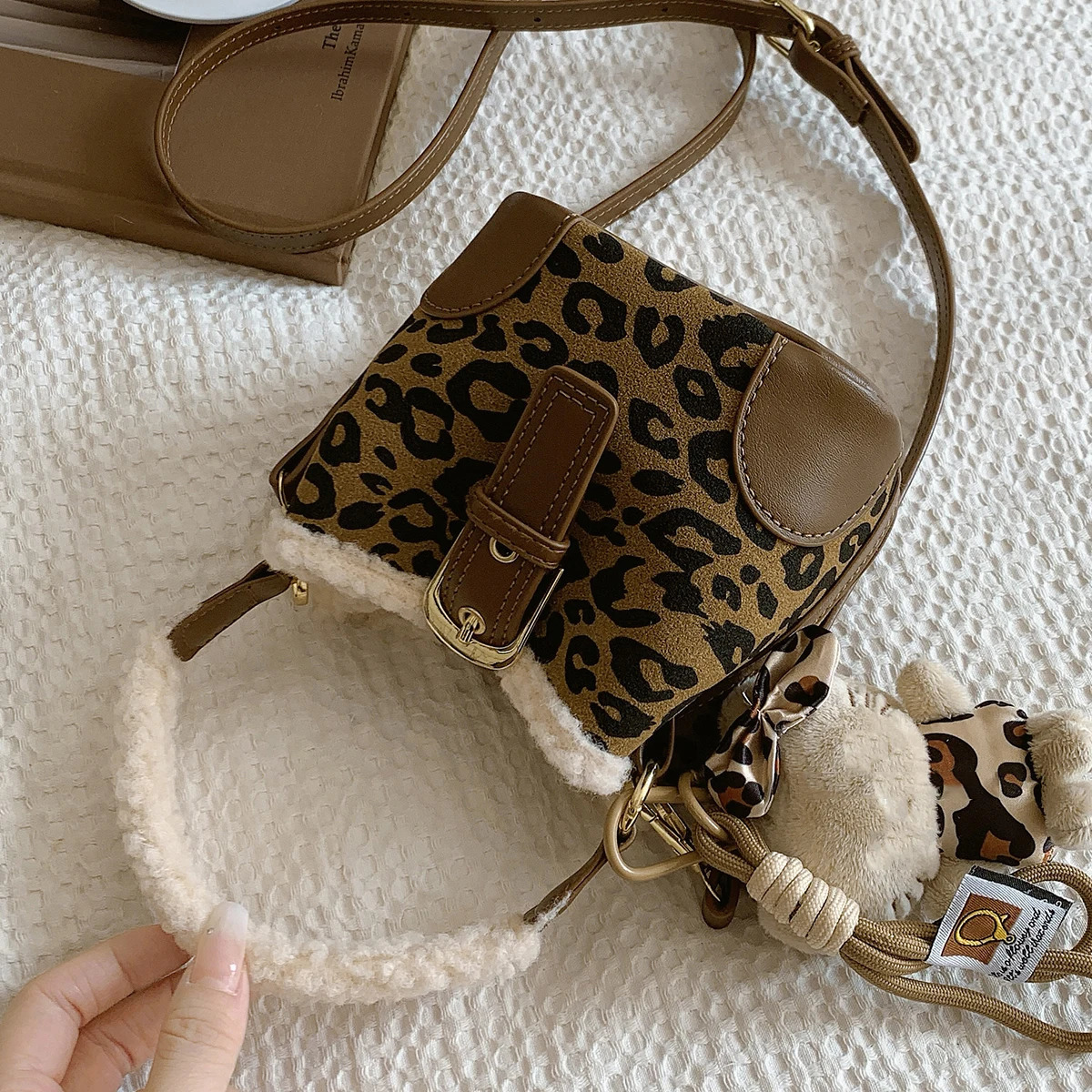 Retro womens leopard suede bag patch cashmere mini handbag womens casual set 241025
