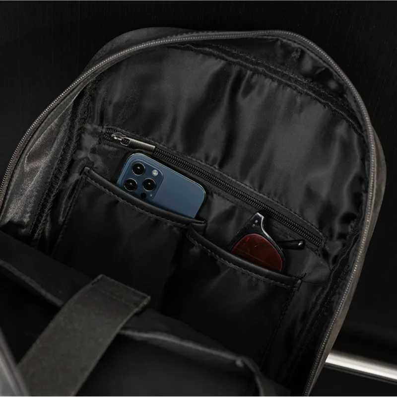 2023 New Natural Cowskin Genuine Leather Mens Backpack Fashion Large Capacity Shoolbag For Boy Leather Laptop Backpack BagXJ241026