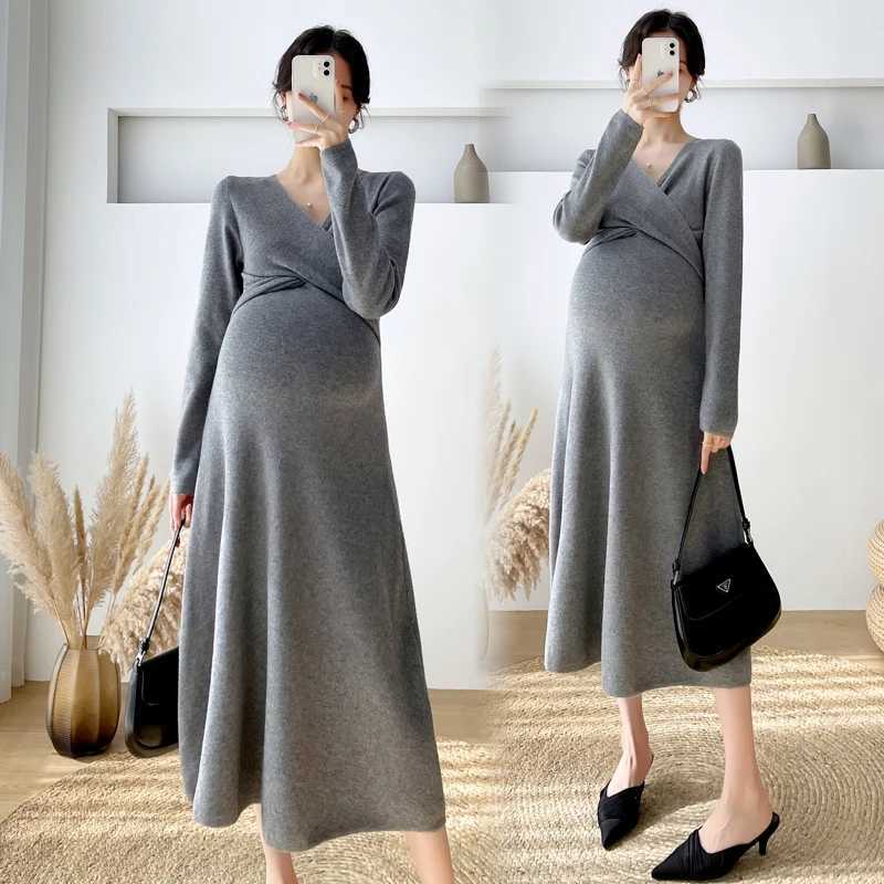 Across V-neck ultra-thin waist knitted long dress for pregnant women elegant autumn and winter maternity wear W241026