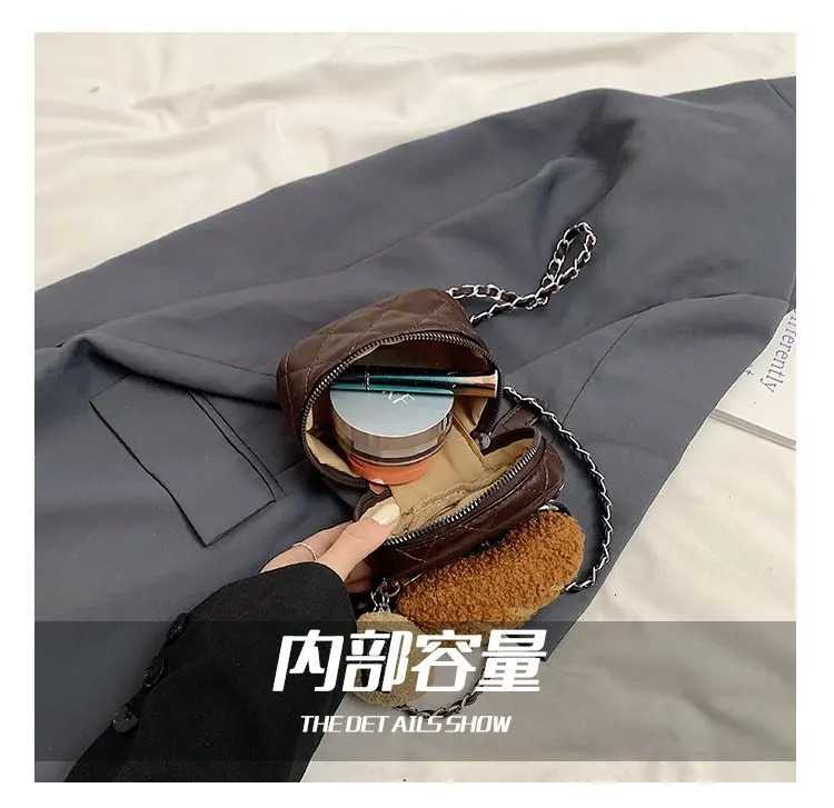 womens PU leather flat bottom bedding horizontal bag retro chain plush pendant small water bucket messenger shoulder bag 241025