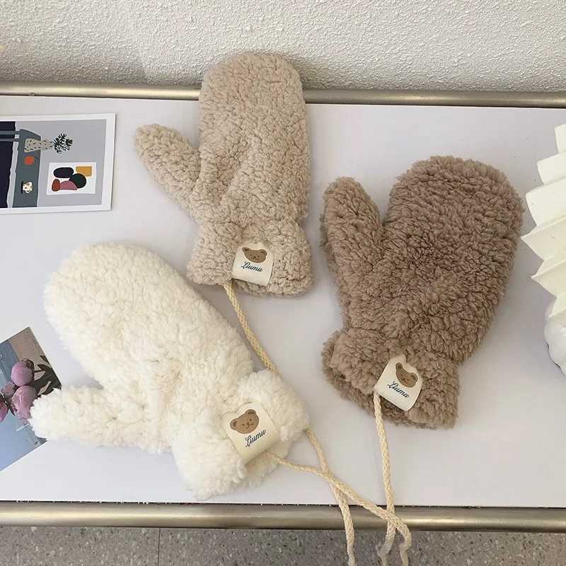 Kaii plush warm Gs soft thick fingers Korean Japanese bear Gs with rope casual outdoor cycling warm gloves W241026