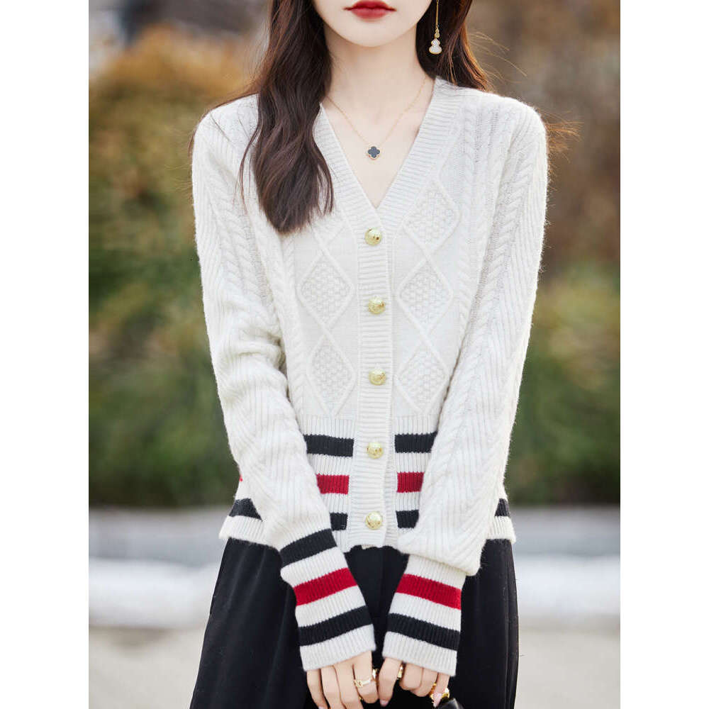 New Chic Twist Wer Women Sweater Long Sleeve V-Neck Cardigan 100% Merino Wool Soft Warm Cashmere Knitwear Korean Fashion Tops