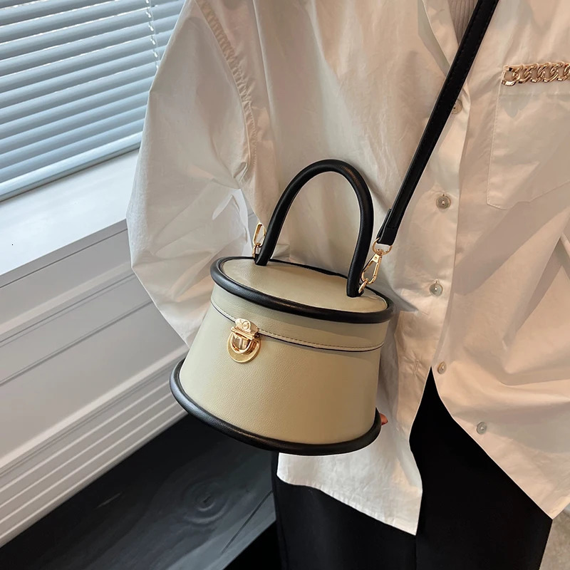 Fashion womens white bucket handbag Korean fashion shoulder bag womens Pu leather cross body party handbag 241025