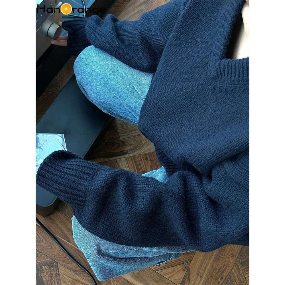 Hanorange 2024 Autumn Winter Simple Lazy Wool V-Neck Sweater Women Loose Silhouette Thick Pullover Top Grey/Navy Blue