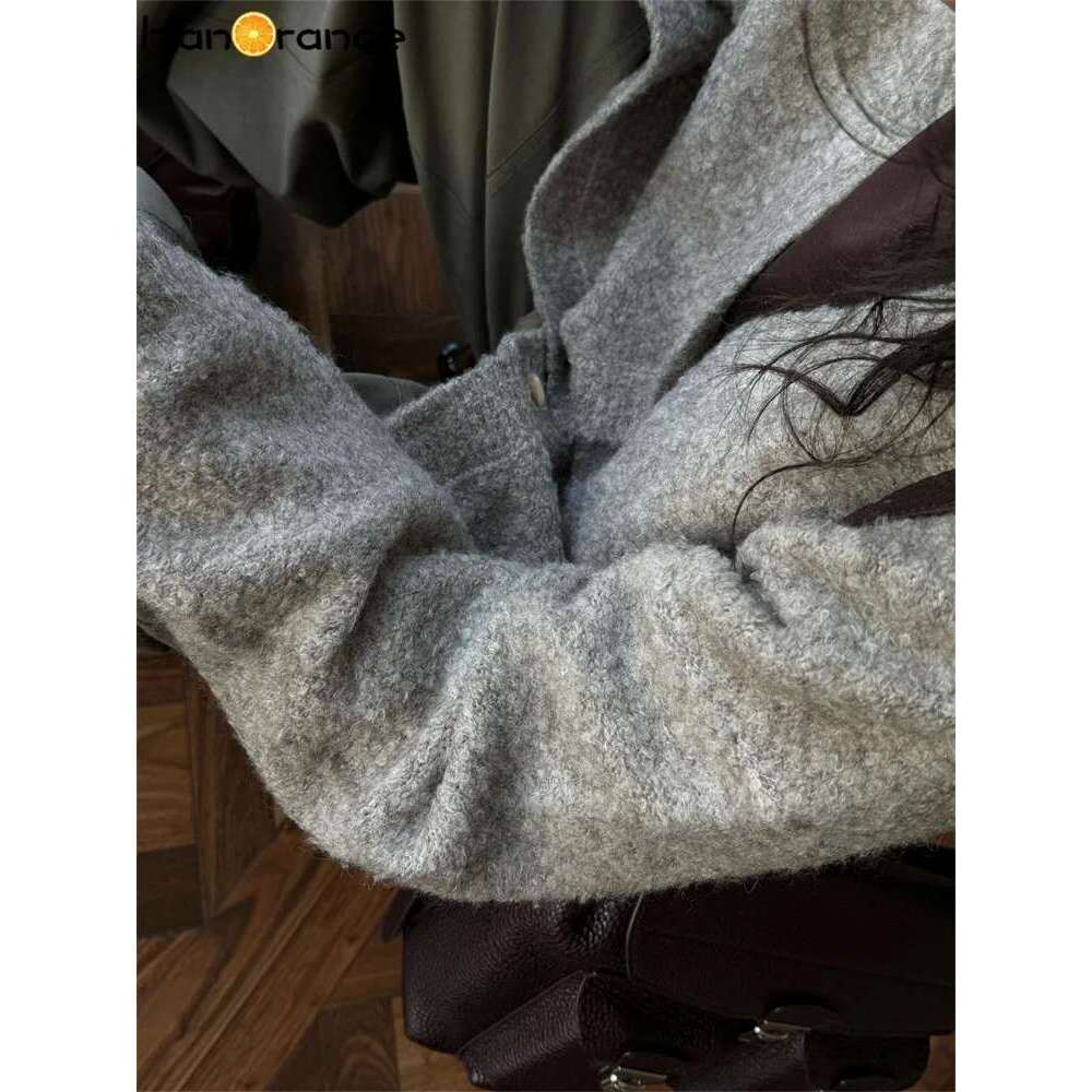 Hanorange 2024 Winter Relaxed Wool Looped Yarn Sweater Cardigan Women Thickened Warm Top Grey/Light Coffee