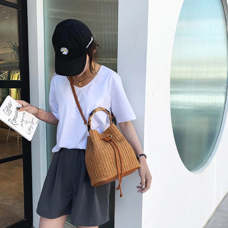 Womens Bohemian Cross Bag Drawstring Womens Bucket Bag Womens Lattan Willow Bag Handle Beach Handbag 241025