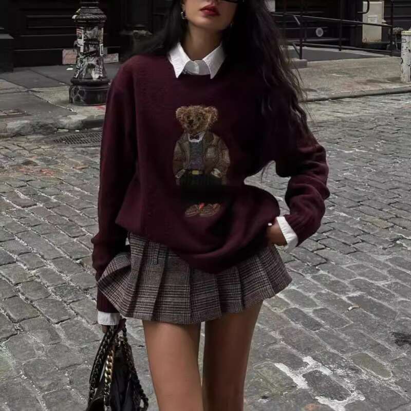 Autumn&Winter New Women's Clothing Teddy Bear Embroidery Round Neck Slim Fit Cartoon College Style Knitted Sweater Top