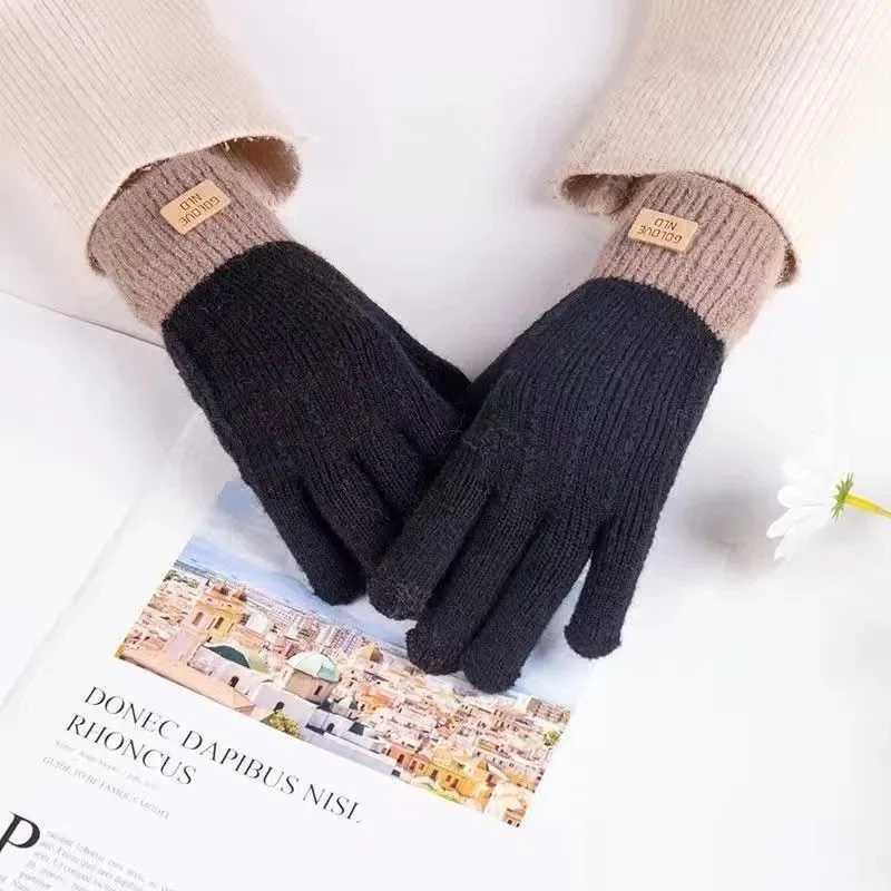 Cashmere knitted touch screen for womens autumn and winter warmth mens outdoor antifreeze and thickened wool W241026
