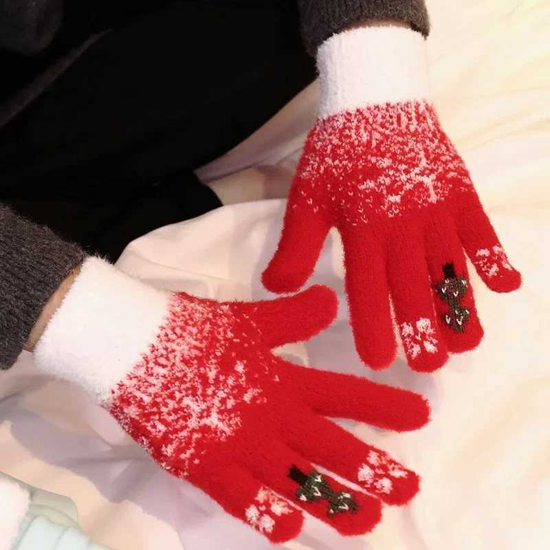 Winter Thick Cashmere Gs Christmas Tree Knitted Warm Finger Skiing Gs Touchscreen Double layer Plush Christmas Gs W241026