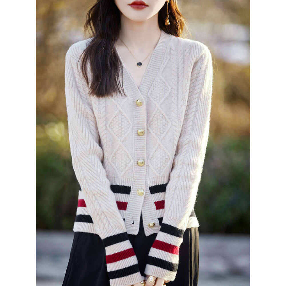 New Chic Twist Wer Women Sweater Long Sleeve V-Neck Cardigan 100% Merino Wool Soft Warm Cashmere Knitwear Korean Fashion Tops