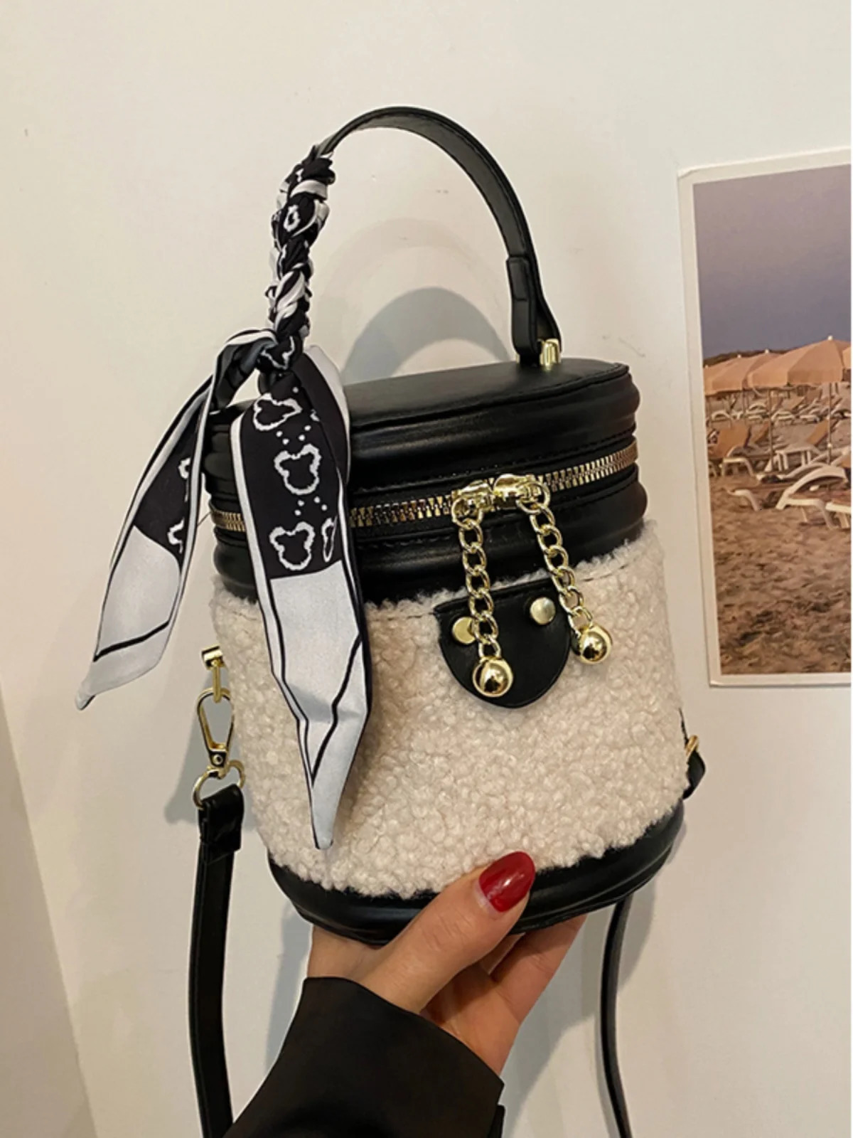 Handbag with ribbon Korean autumn fashion plush spice PU cross body bag high-end textured shoulder bag 241025
