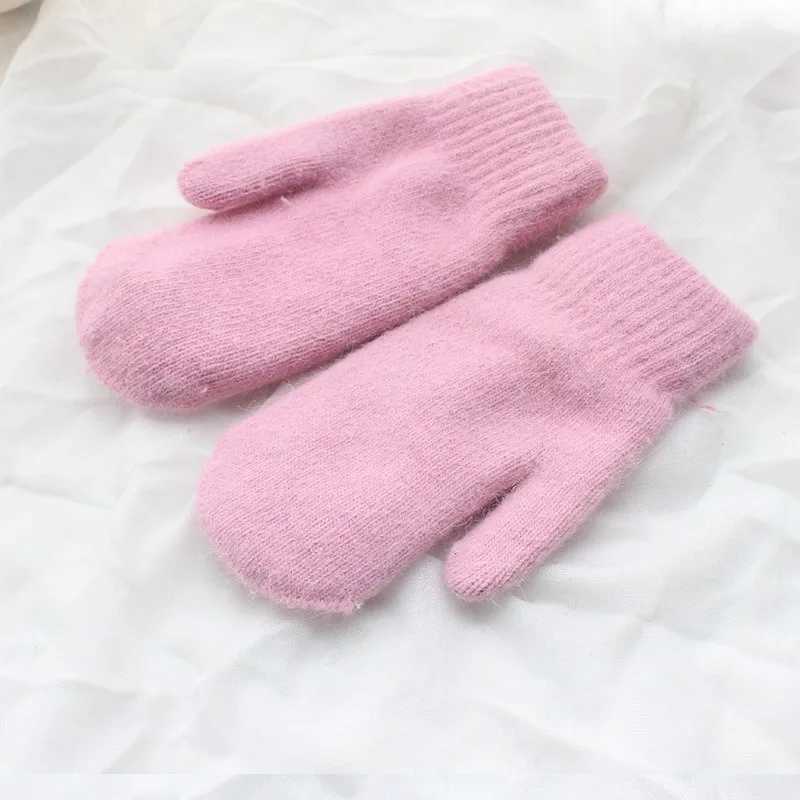 1 pair of women keep warm in winter with plush Gs elastic and soft full finger gloves imitating rabbit fur knitting girls fashion Gs W241026