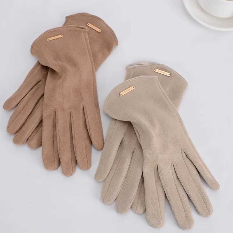 Womens autumn and winter warm touch screen thin cashmere solid simple Gs bicycle drive suede fabric elegant windproof W241026