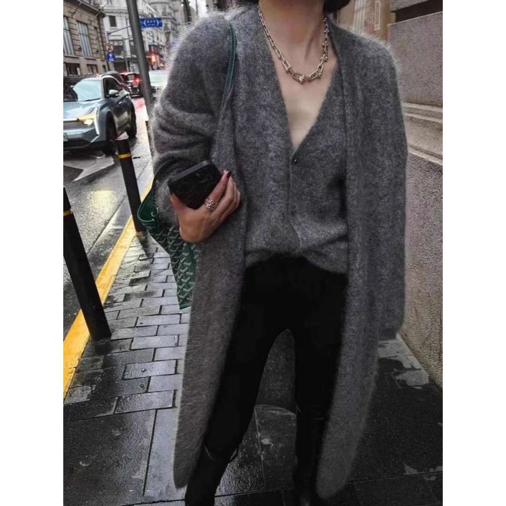 British Style Raccoon Fur Sweater Jacket, Autumn And Winter High-End Retro Vest Paired With Long Jacket Two-Piece Set