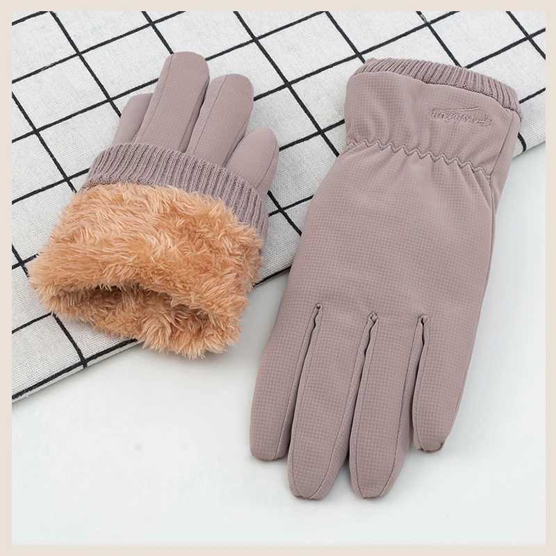 Winter waterproof womens skiing Gs touch screen plush to keep warm and skin friendly outdoor windproof womens bicycles Gs W241026