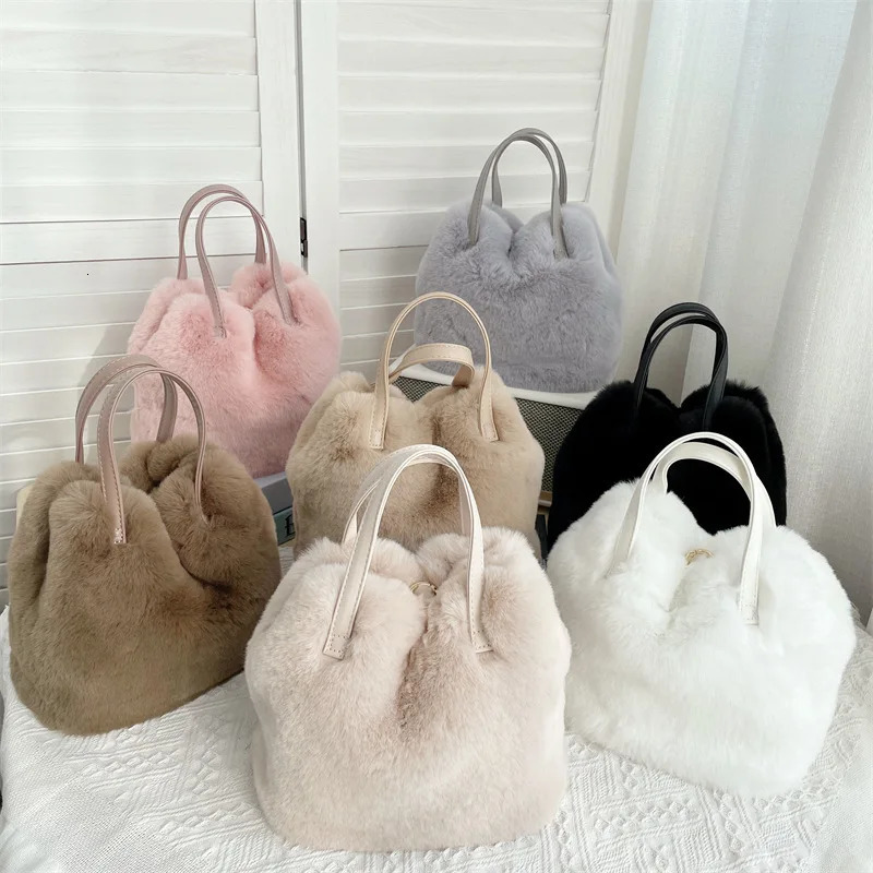 Practical large capacity bucket bag handbag fashionable rabbit fur plush bag handbag winter bag 241025