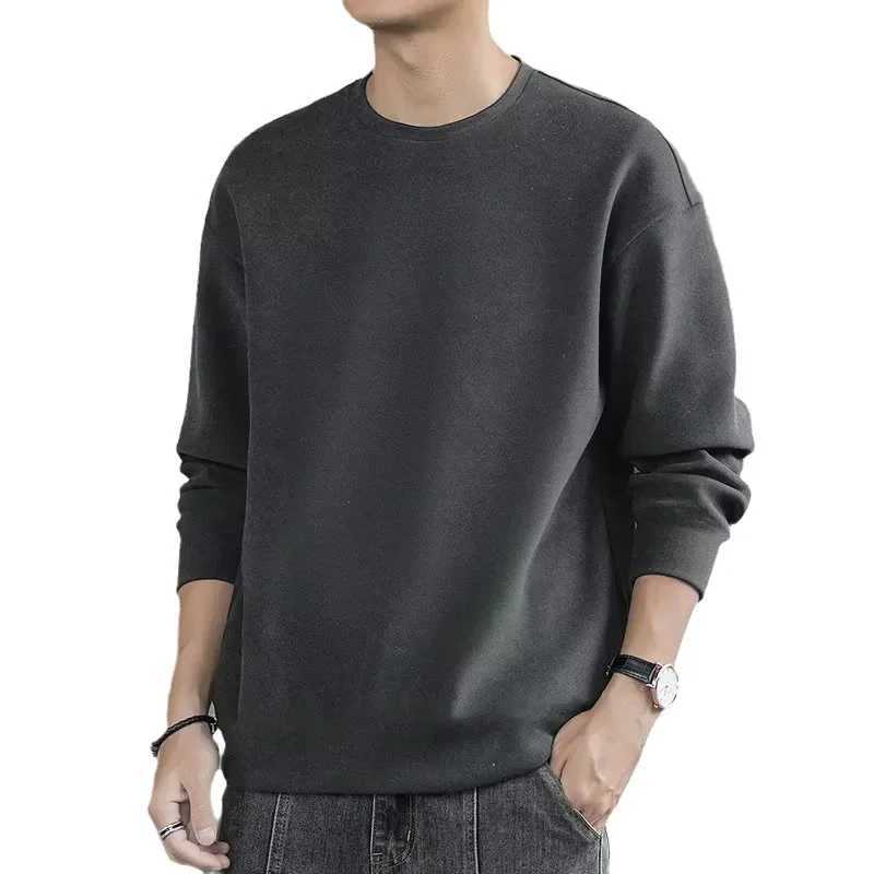 Mens autumn and winter new round neck loose top with warm bottom lining W241026