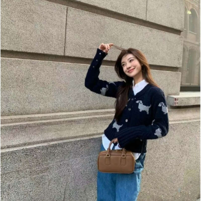 2024 Autumn/Winter Sweater Women New Dog Inlaid Wool Coat Fashion Designer Knitted Cardigan For Women