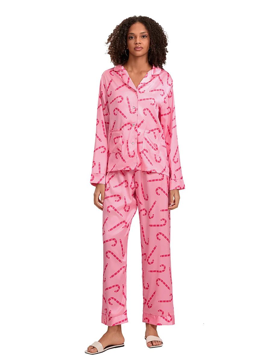 Women s 2 Piece Lounge Set Cozy Winter Snowflake Reindeer Christmas Tree Print Top and Bottom Pajama for Sleepwear 241025