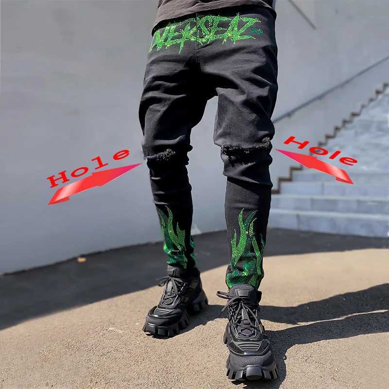2021 mens jeans torn skinny hole cyclist Trouser stretch ultra-thin denim pencil pants Strt punk black hot jeans X241026