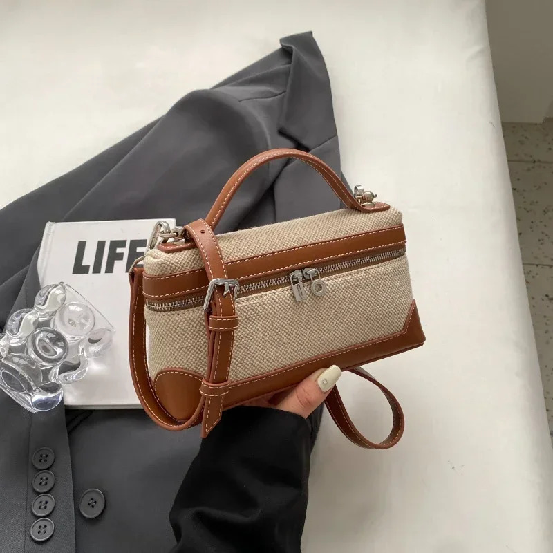 Zipper Inner Company Shoulder Bag Solid Nylon Selling Womens Fashion Envelope Shaped Womens Handbag 241025