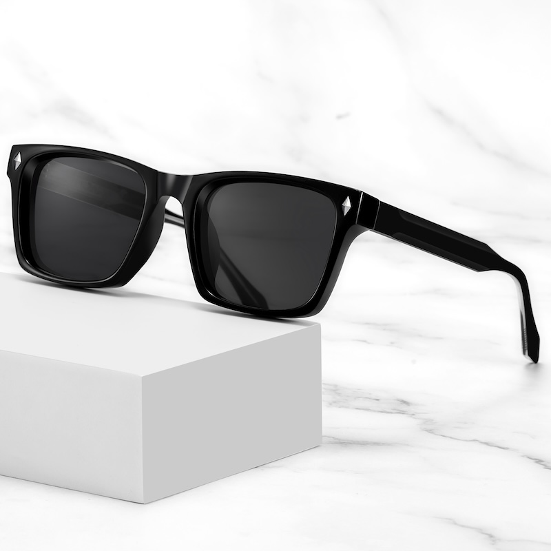Retro Square Sunglasses Men Women Cool Steampunk Thick Sun Glasses Vintage Fashion for Men y2k Cyberpunk Futuristic Personalized Shades UV400 Rivets S