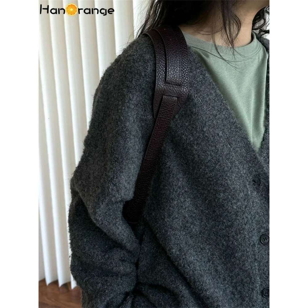 Hanorange 2024 Winter Relaxed Wool Looped Yarn Sweater Cardigan Women Thickened Warm Top Grey/Light Coffee